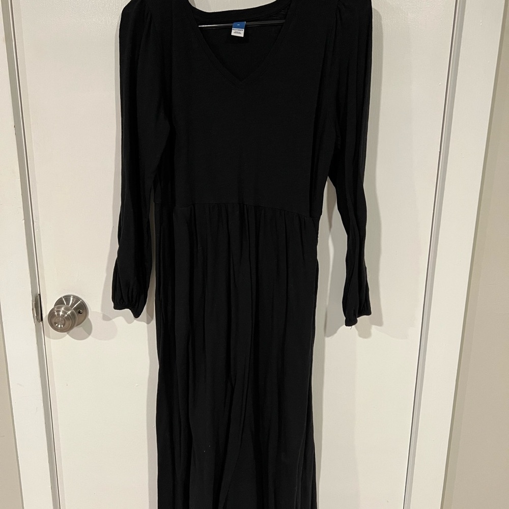 Elegant Black Long Sleeve Dress